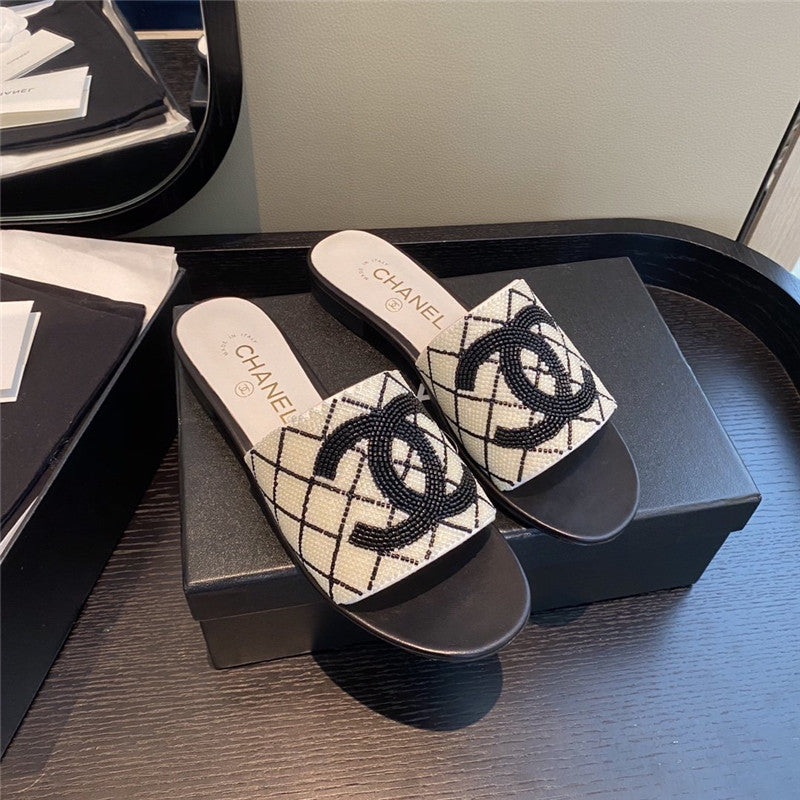 High Quality Luxury Chanel Pearl Slippers