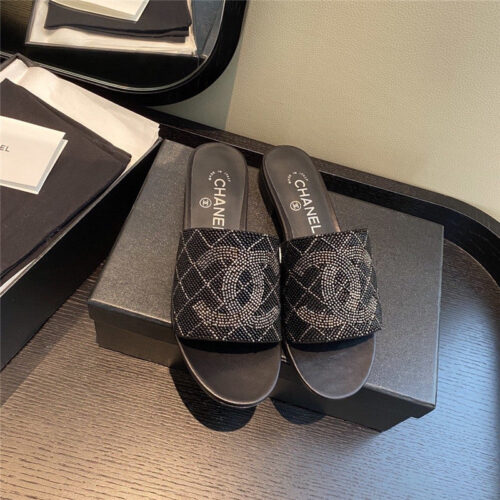 High Quality Luxury Chanel Pearl Slippers Black