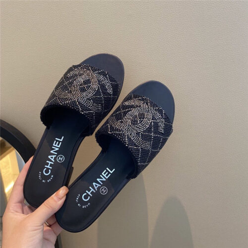 High Quality Luxury Chanel Pearl Slippers Black product detail