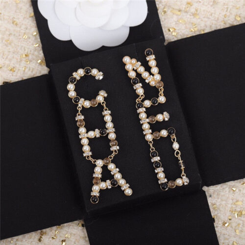 High Quality Luxury Chanel Letter Earrings - Ref RH-50139