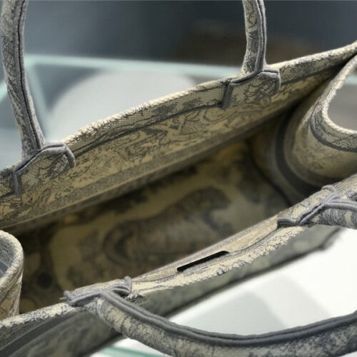 High Quality Luxury Toile De Jouy Dior Book Tote product detail