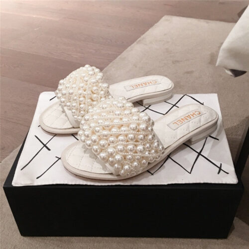 High Quality Luxury Chanel Sandals With Pearls White