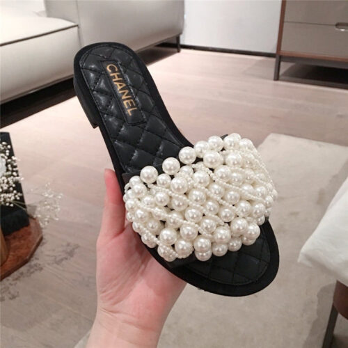 High Quality Luxury Chanel Sandals With Pearls alternate view