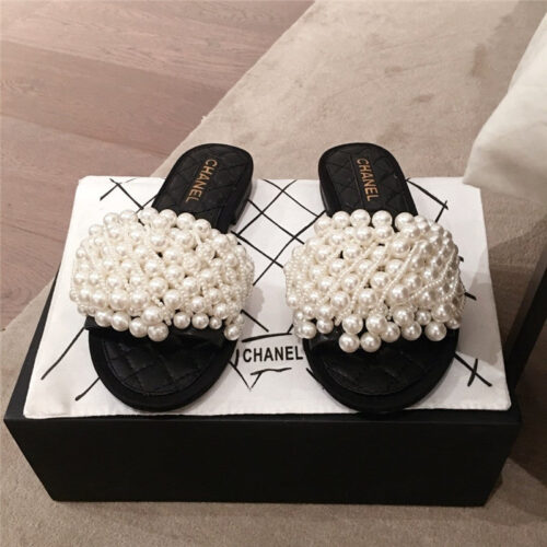 High Quality Luxury Chanel Sandals With Pearls product detail