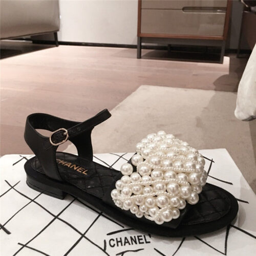 High Quality Luxury Chanel Pearls Sandals alternate view