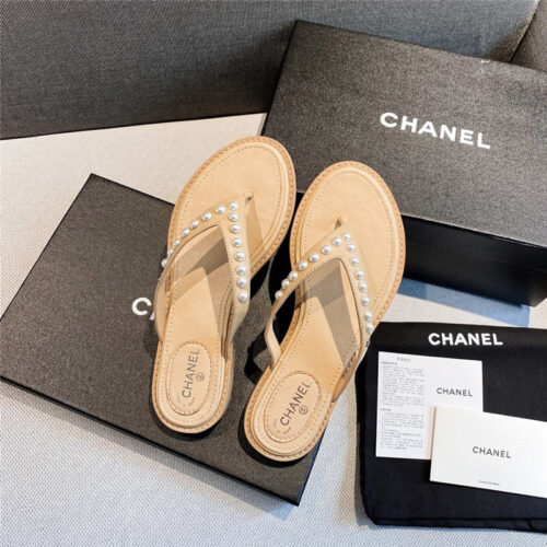High Quality Luxury Chanel Flip Flop Women alternate view