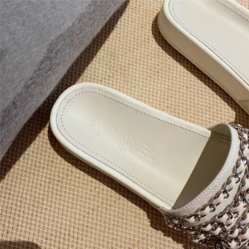 High Quality Luxury Chanel Chain Flip Flops – Style 78502 product detail
