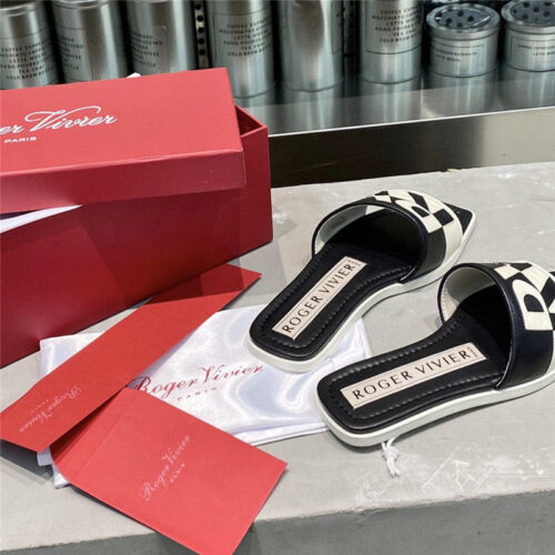 High Quality Luxury Roger Vivier Sandals Black – Style 06387 alternate view