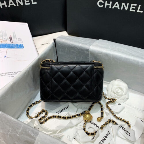 High Quality Luxury Chanel Classic Chain Cosmetic Bag product detail