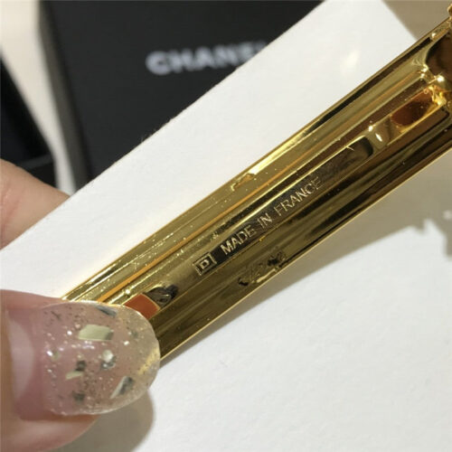 High Quality Luxury Chanel Vintage Hair Clip product detail