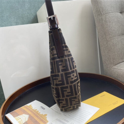 High Quality Luxury Fendi Armpit Bag product detail