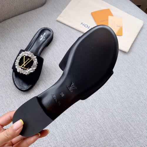 High Quality Luxury LV Madeleine Sandals – Style 39363 product detail