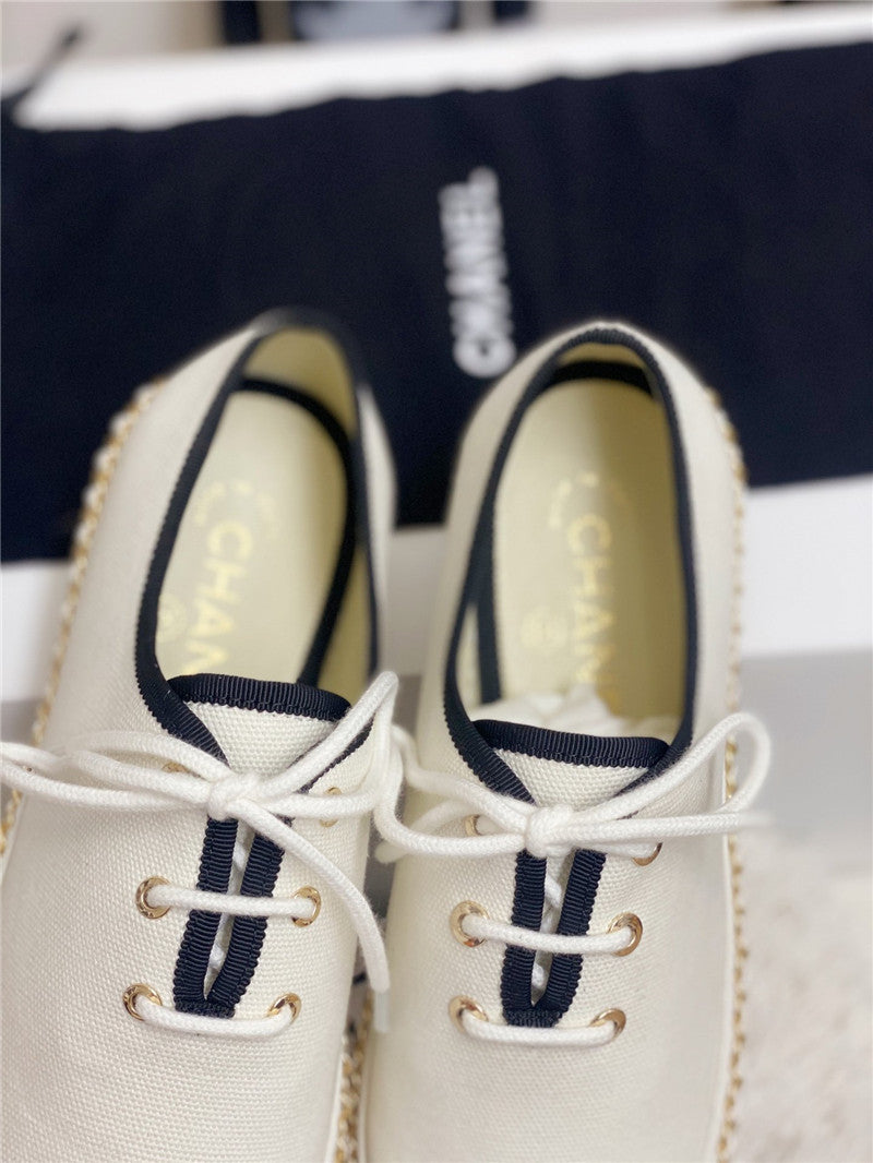 High Quality Luxury Chanel Sneakers – Style 62150 product detail