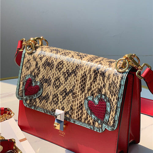 High Quality Luxury Fendi Kan I Bag – Style 32471 product detail
