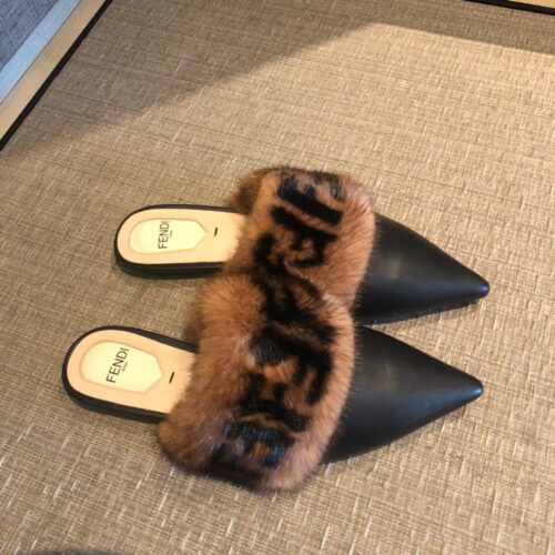 High Quality Luxury Fendi Pointed Mink Fur Flat Bottom Slippers alternate view