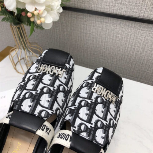 High Quality Luxury Dior Flip Flop product detail