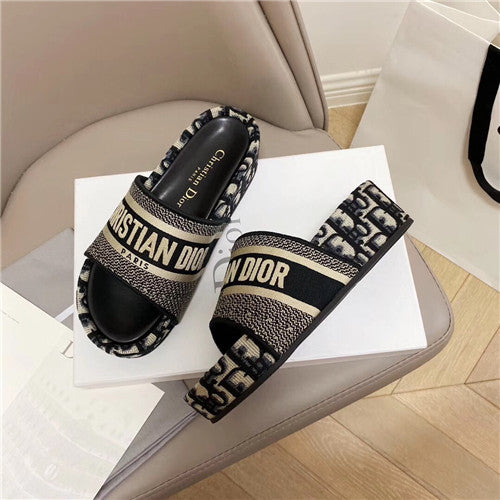 High Quality Luxury Dior Platform Slippers alternate view