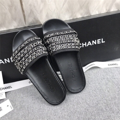 High Quality Luxury Chanel Beach Chain Slippers alternate view