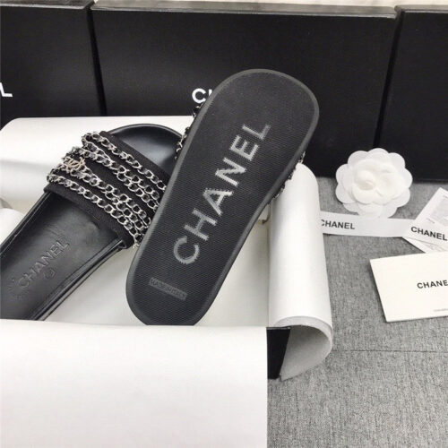 High Quality Luxury Chanel Beach Chain Slippers product detail