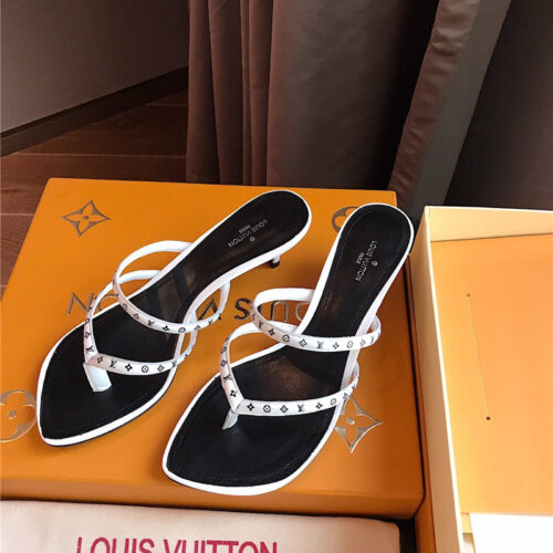 High Quality Luxury LV Sandals Women alternate view