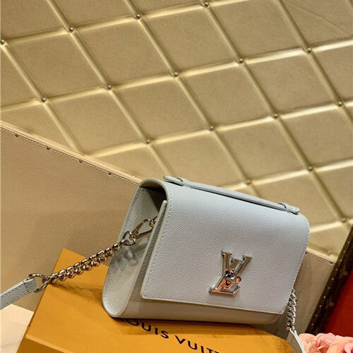 High Quality Luxury LV Lockme Clutch Bags – Style 48381 product detail