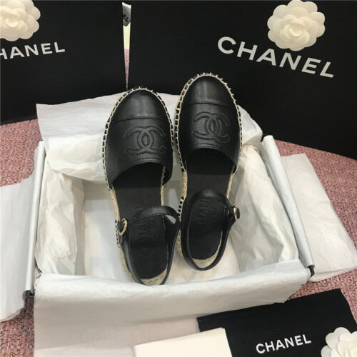 High Quality Luxury Chanel Classic Logo Sandals alternate view