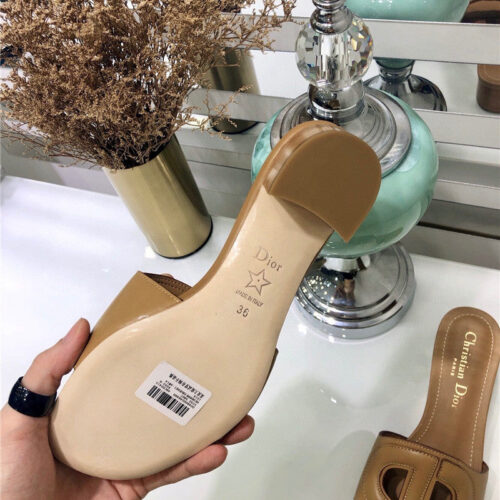 High Quality Luxury Dior Flat Sandals Brown – Style 33990 product detail