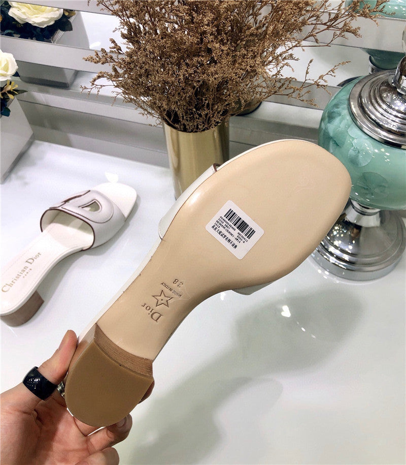 High Quality Luxury Dior Flat Sandals – Style 61126 product detail