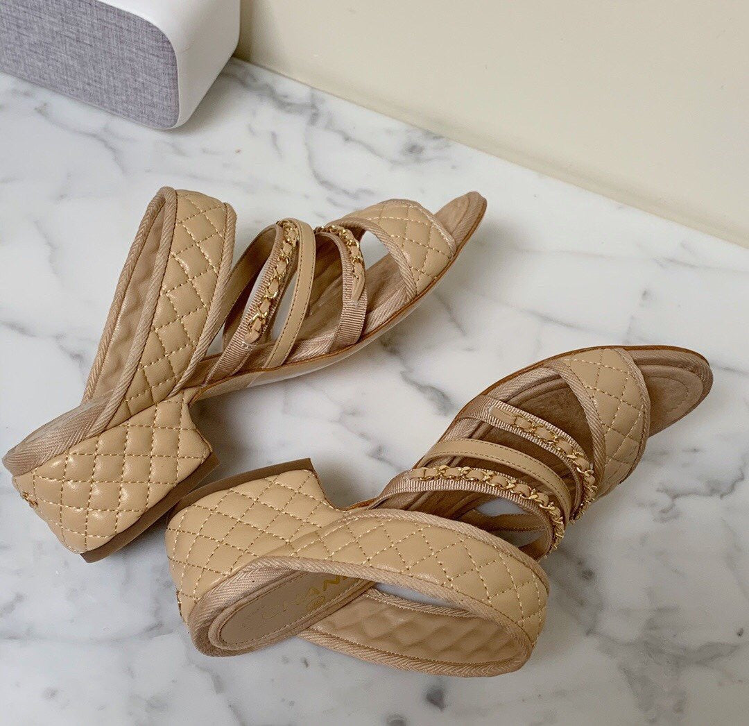 High Quality Luxury Chanel Diamond Sandals – Style 09606 product detail