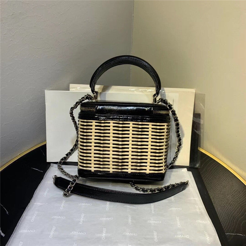 High Quality Luxury Chanel Rattan Bag – Style 48169 product detail