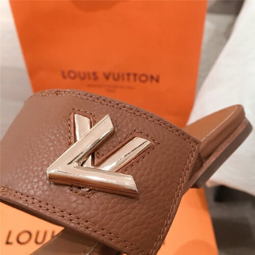 High Quality Luxury LV Slippers Sandals Women – Style 67587 product detail