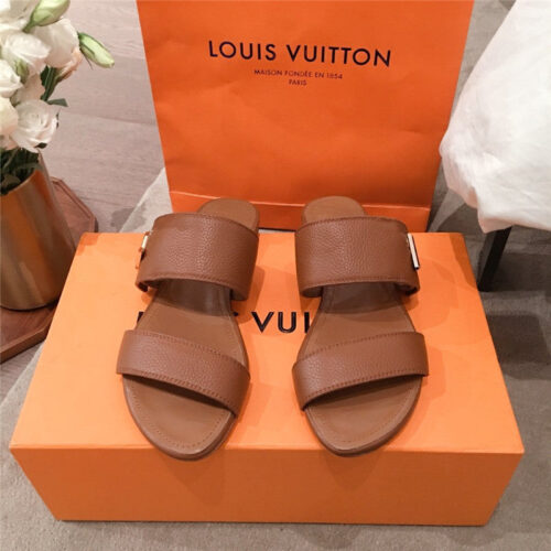 High Quality Luxury LV Slippers Sandals Women – Style 67587 alternate view