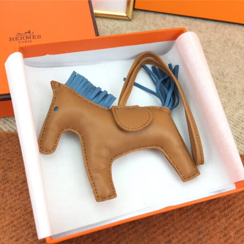 High Quality Luxury Pony Pendant Hermes product detail