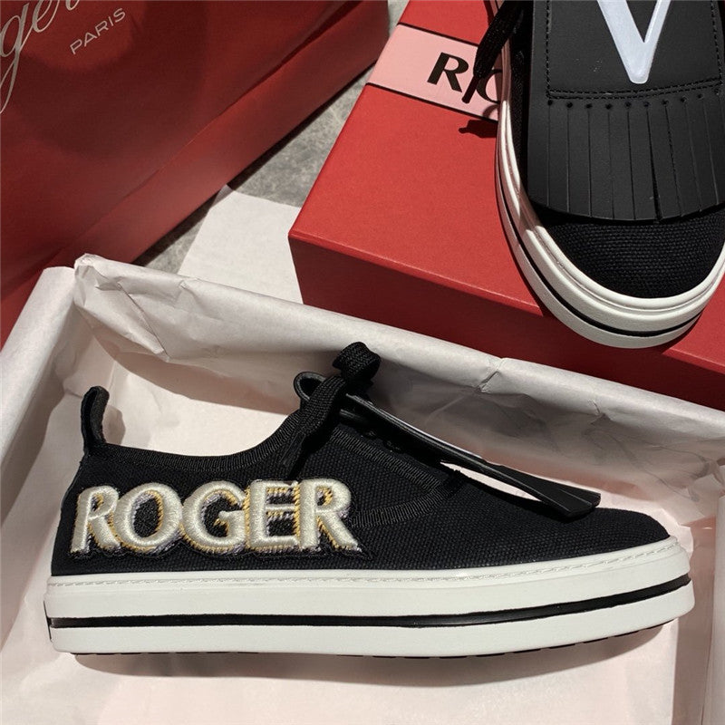 High Quality Luxury Roger Vivier Sneaker product detail