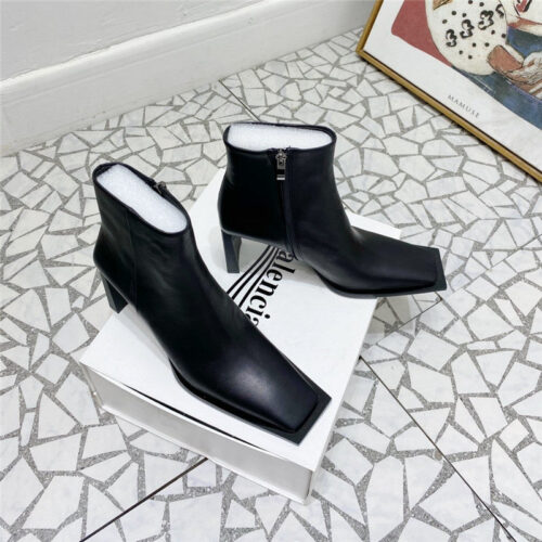High Quality Luxury Balenciaga Boots Black alternate view