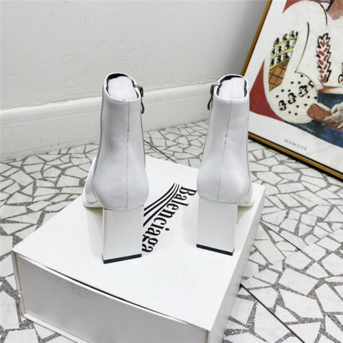 High Quality Luxury Balenciaga Boots White product detail