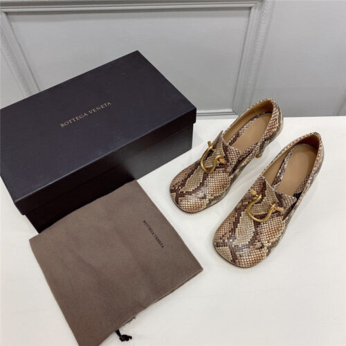 High Quality Luxury Bottega Veneta Round-Toe Heels – Style 12710 product detail