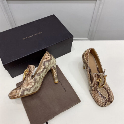 High Quality Luxury Bottega Veneta Round-Toe Heels – Style 12710 alternate view