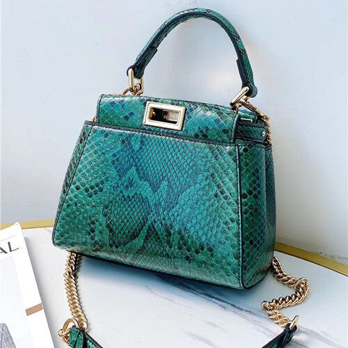 High Quality Luxury Fendi Peekaboo Bag – Style 32611 product detail