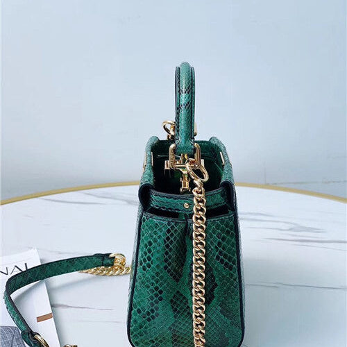 High Quality Luxury Fendi Peekaboo Bag – Style 32611 product detail