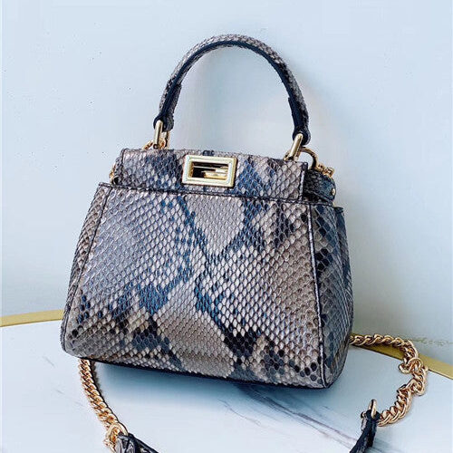 High Quality Luxury Fendi Peekaboo Bag – Style 32614 product detail