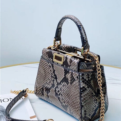 High Quality Luxury Fendi Peekaboo Bag – Style 32614 product detail