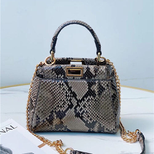 High Quality Luxury Fendi Peekaboo Bag – Style 32614