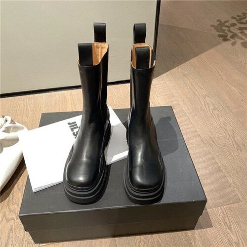 High Quality Luxury Bottega Veneta Leather Ankle Boots Shoes – Style 88550 alternate view