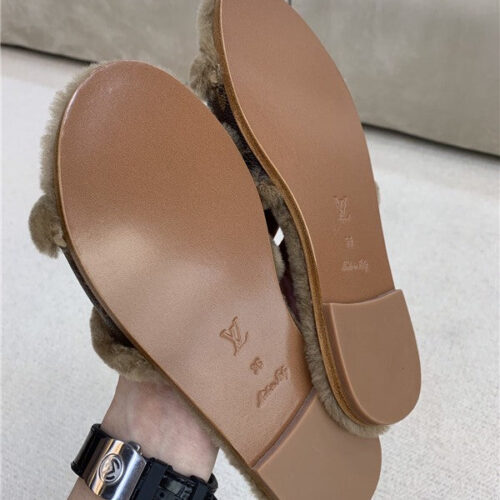 High Quality Luxury LV Wool Slippers Shoes – Style 51715 product detail