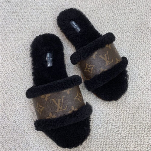 High Quality Luxury LV Wool Slippers Shoes alternate view
