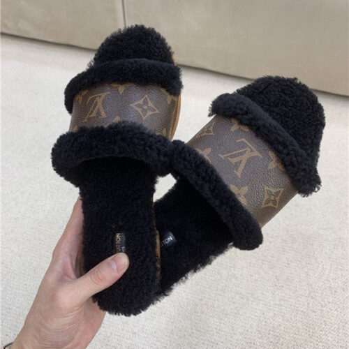 High Quality Luxury LV Wool Slippers Shoes product detail