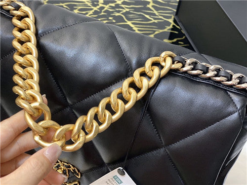 High Quality Luxury Chanel 19 Handbag alternate view