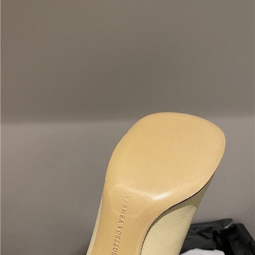 High Quality Luxury Bottega Veneta Laville Calfskin Booties product detail