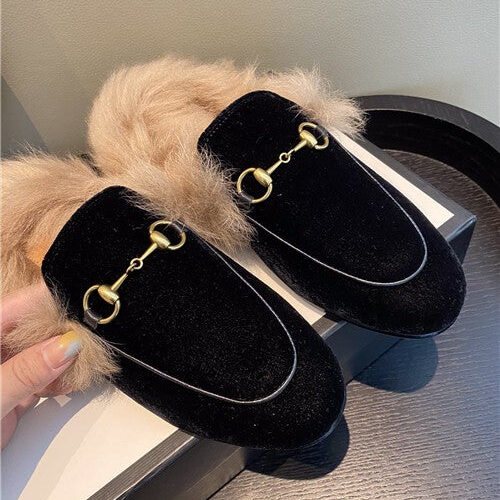High Quality Luxury Gucci Furry Slippers Shoes – Style 33331 product detail